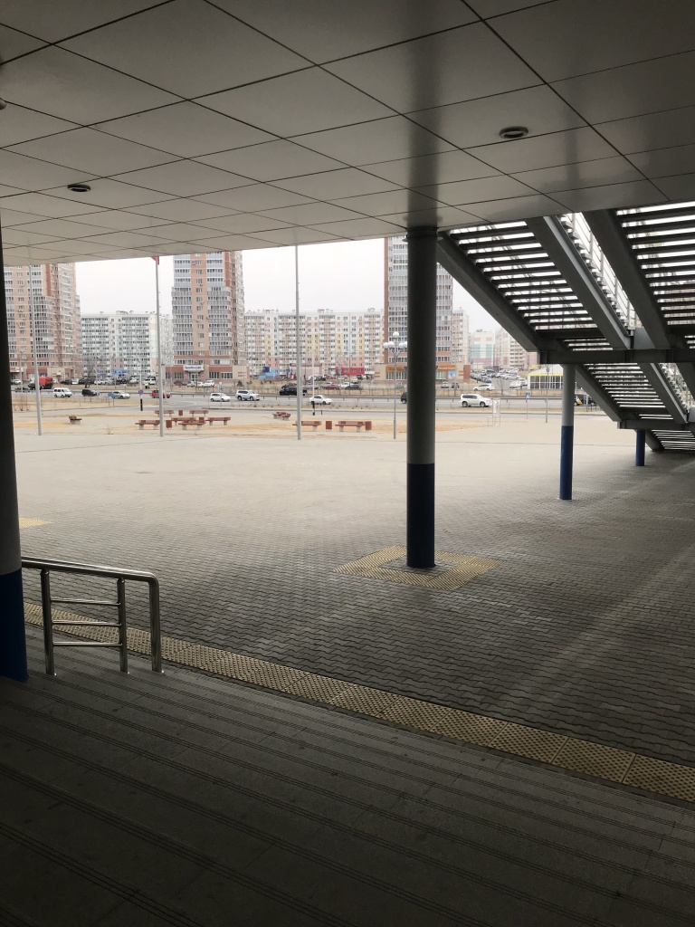 Тактильный указатель .Полоса выложенная перед препятствиями .JPG